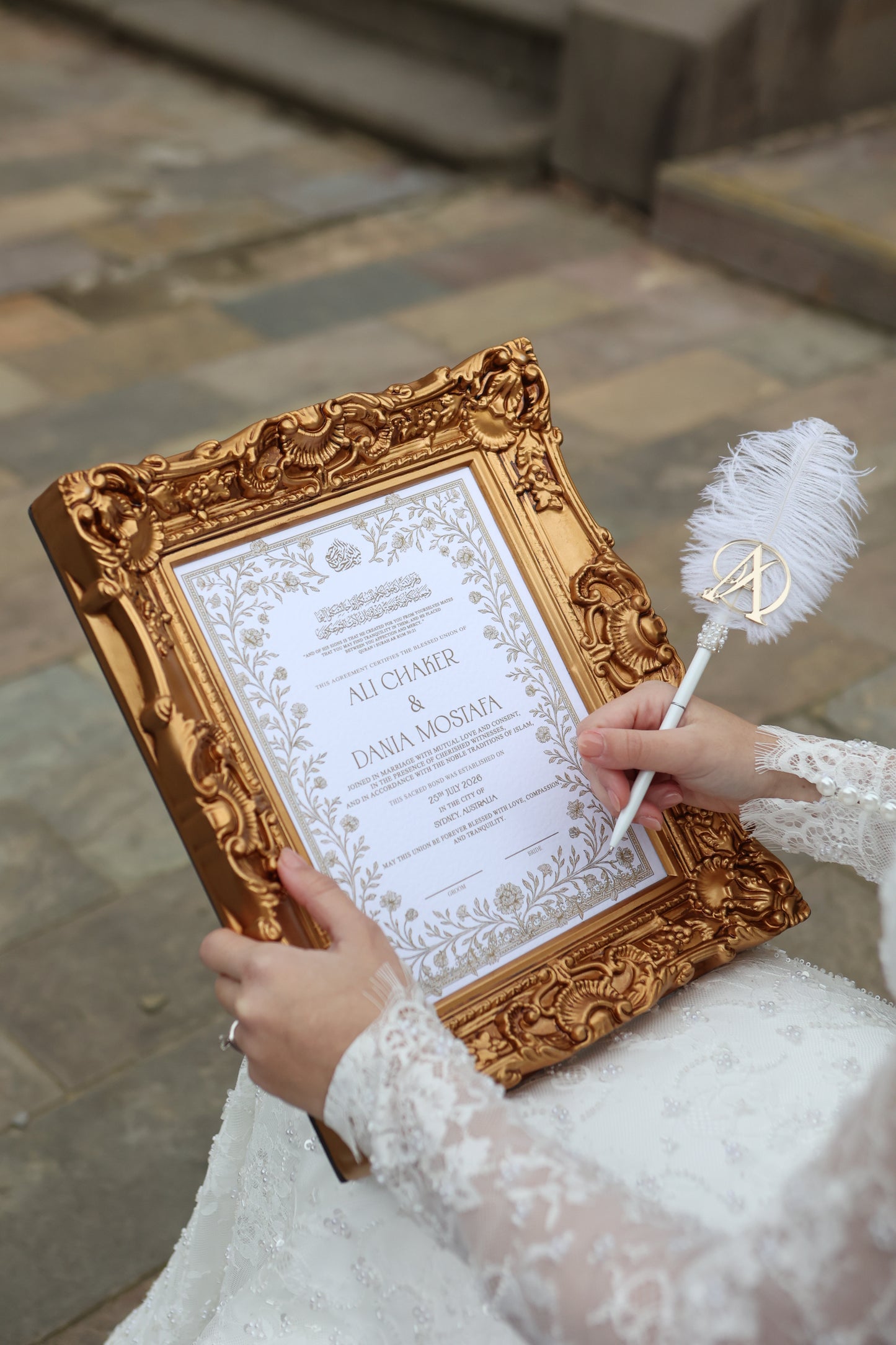 Vintage Frame (FRAME ONLY) white/ gold