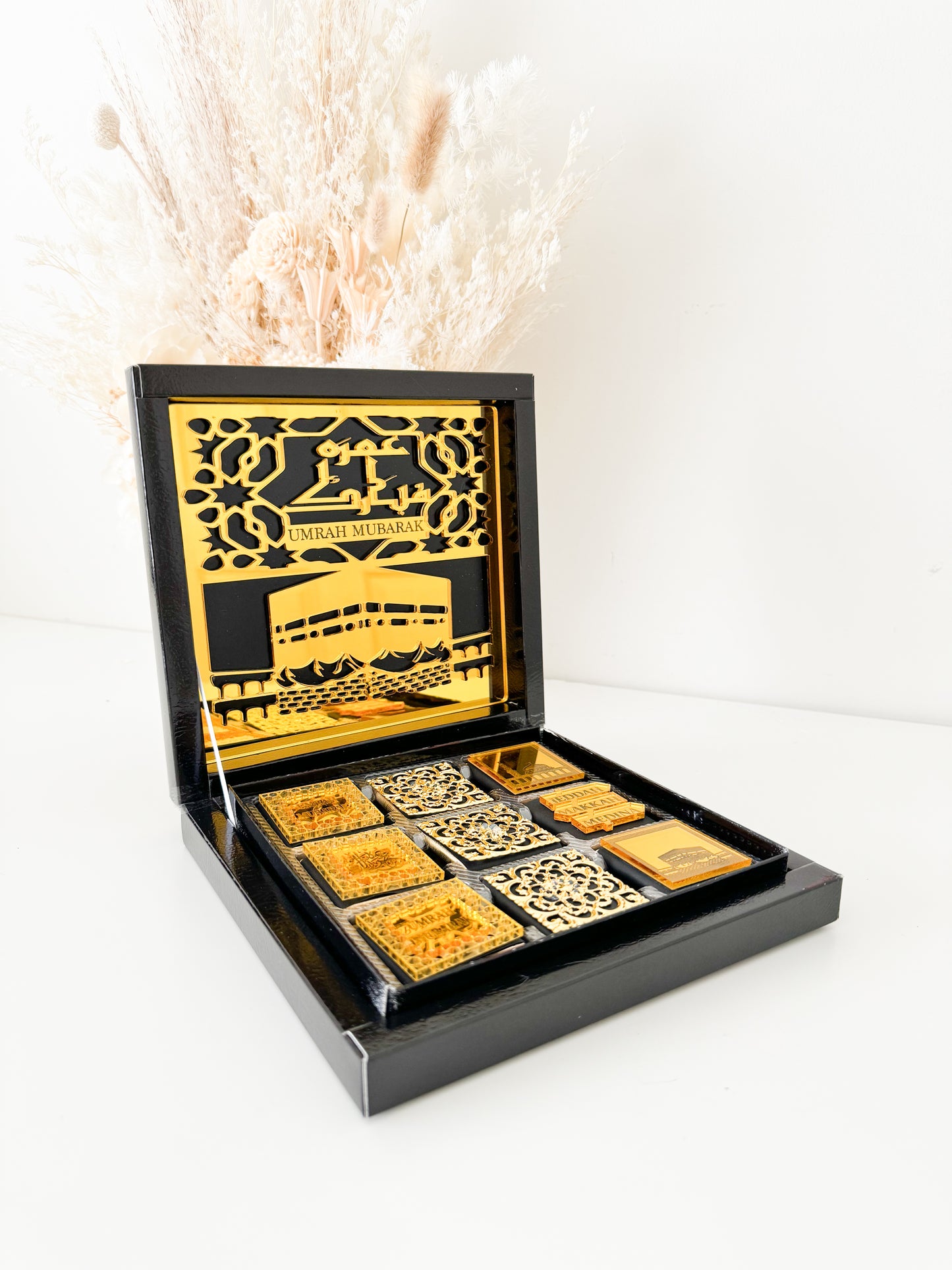 UMRAH CHOCOLATE GIFT BOX (BLACK)