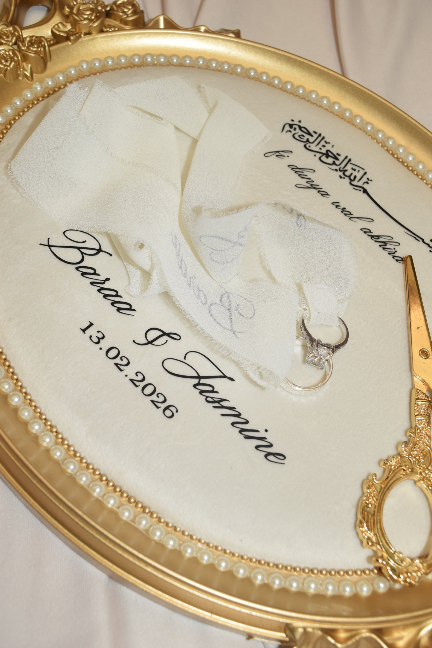 Ivory Vintage Velvet Ring Tray