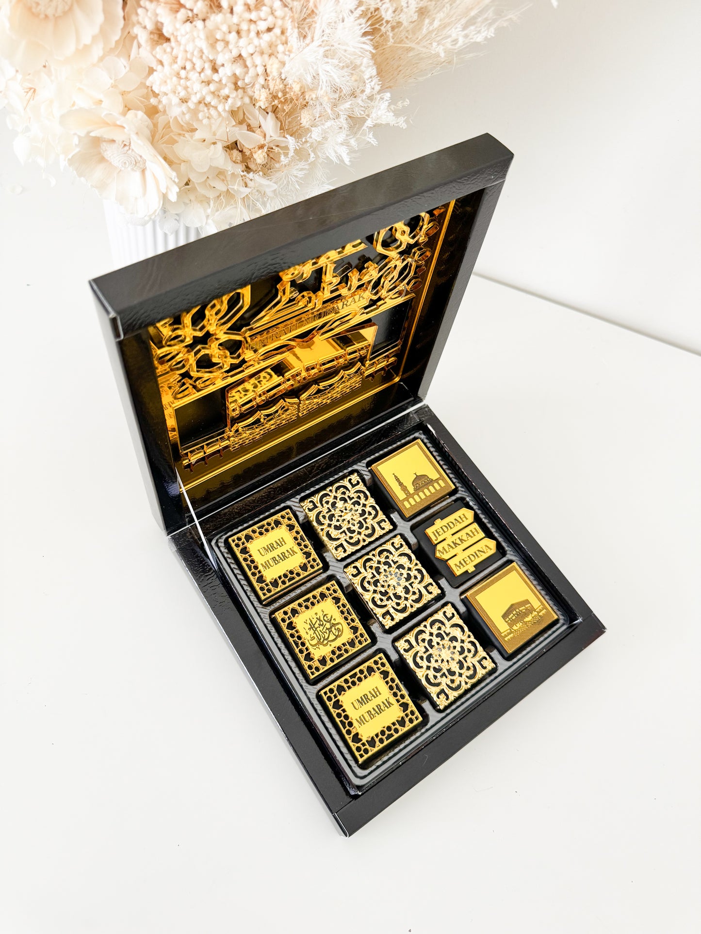 UMRAH CHOCOLATE GIFT BOX (BLACK)