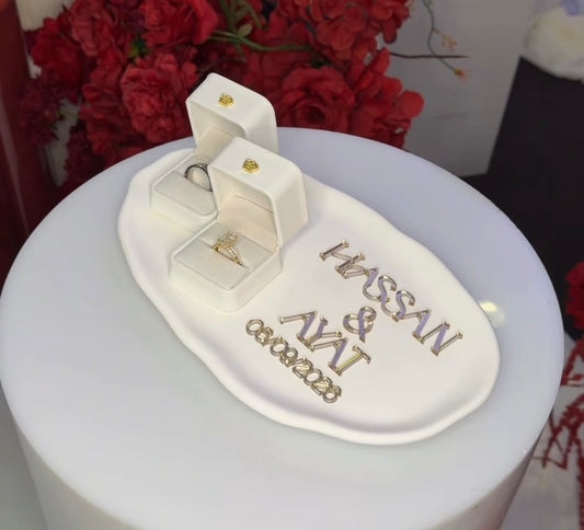 Minimalistic White Ring Tray