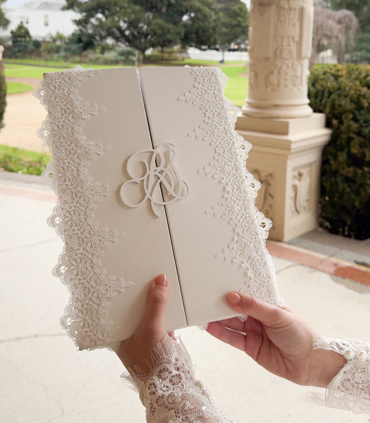 WM VINTAGE LACE NIKKAH / KK GATEFOLD BOOKLET