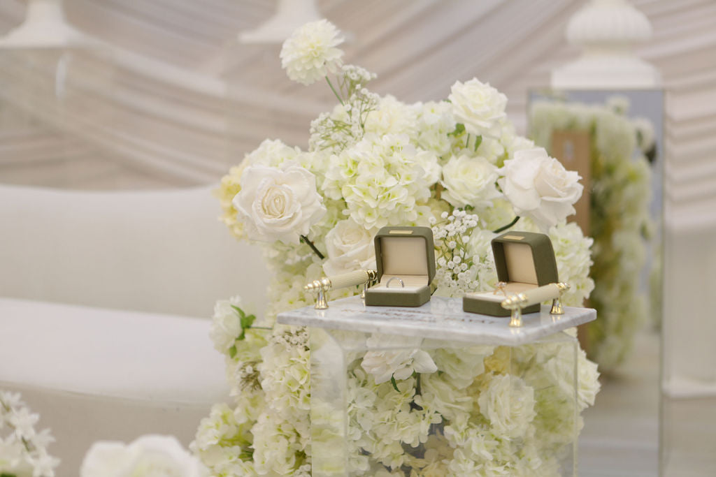 Marble Ring Tray with Green Ring boxes