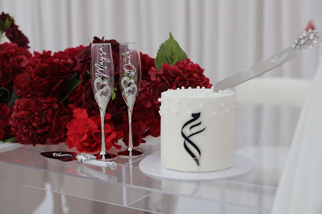 Personalised Cake Cutting Set with 2x Flutes